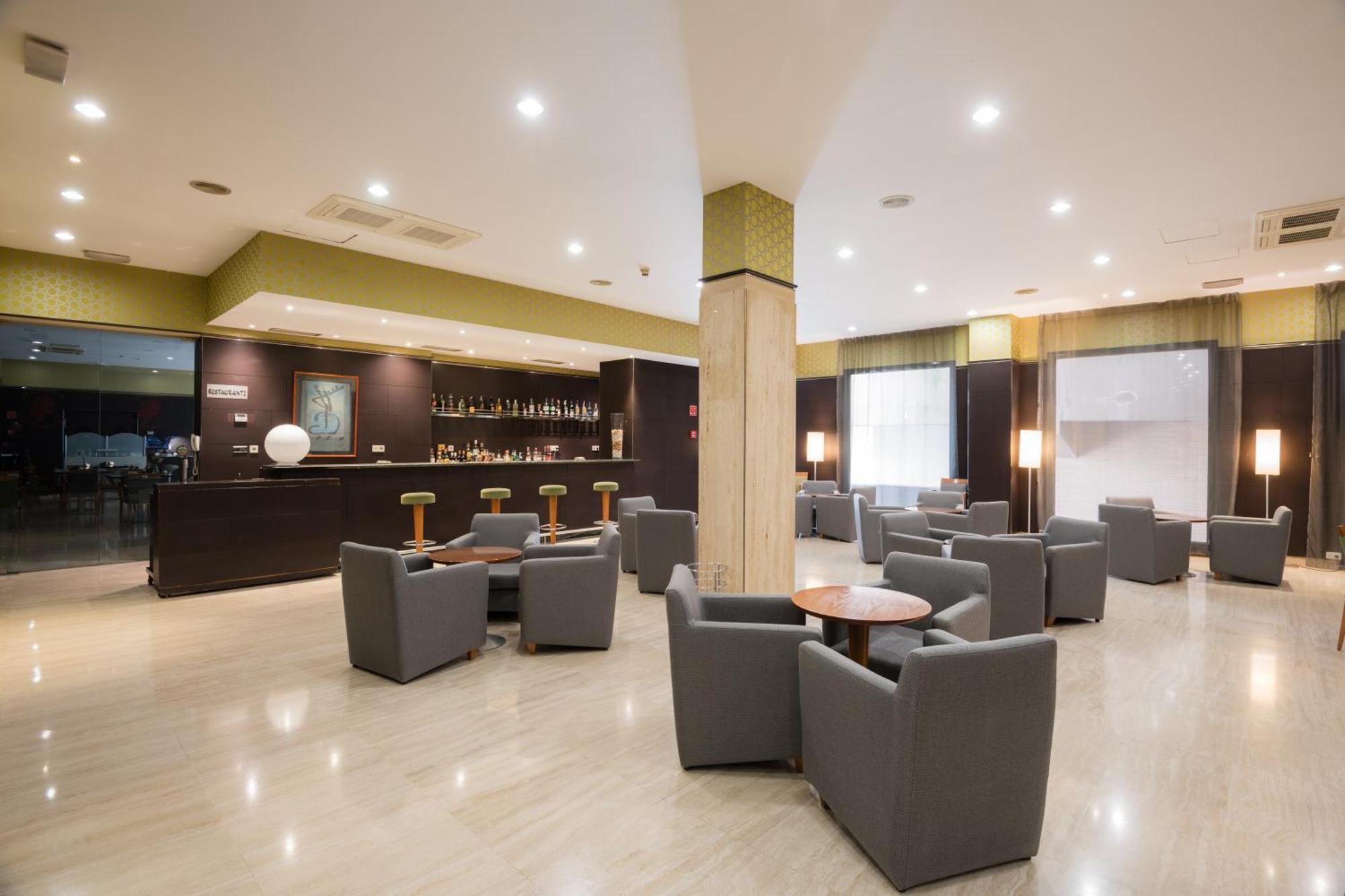 Hotel Ciudad De Valladolid Luaran gambar