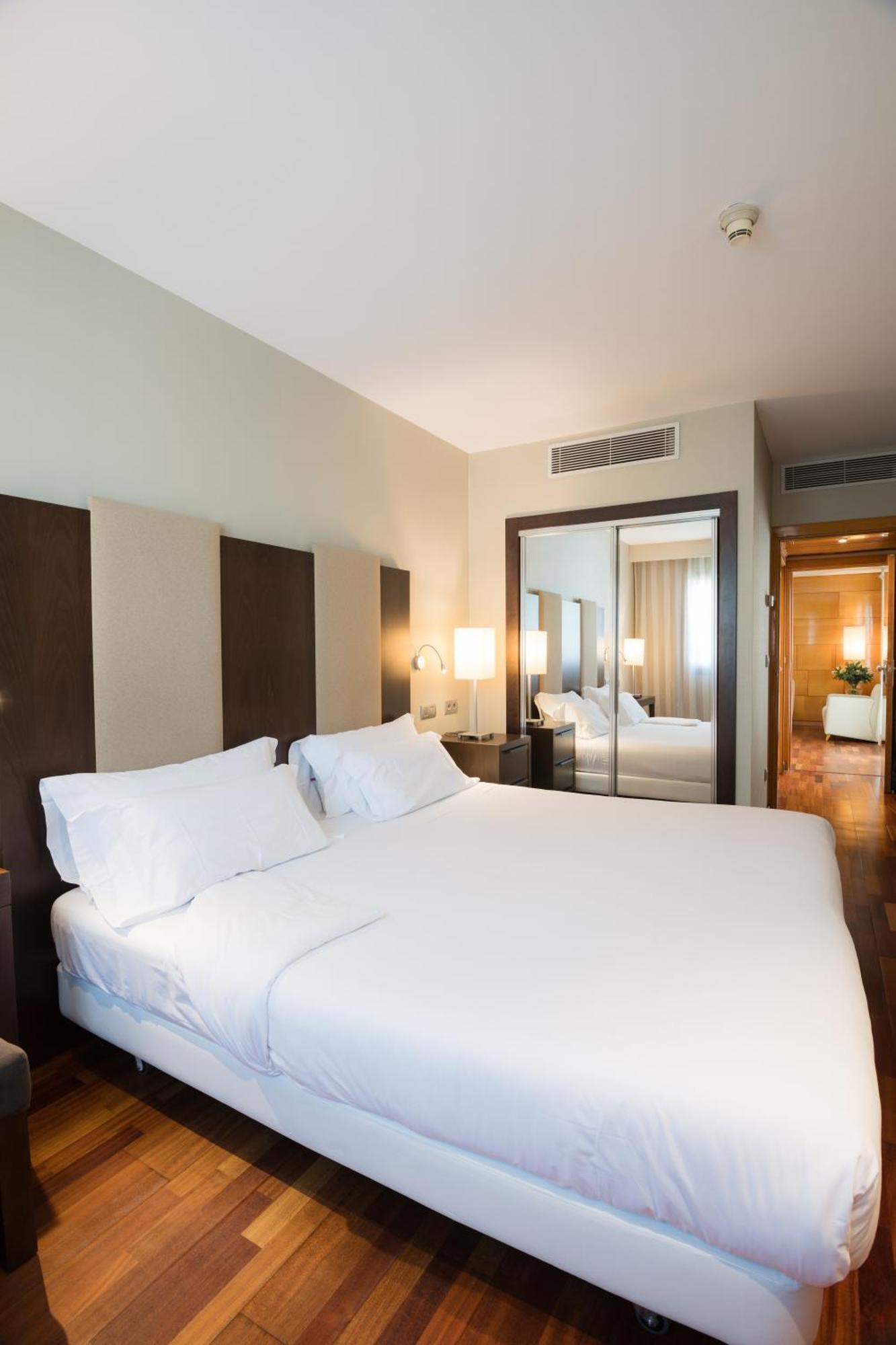 Hotel Ciudad De Valladolid Luaran gambar