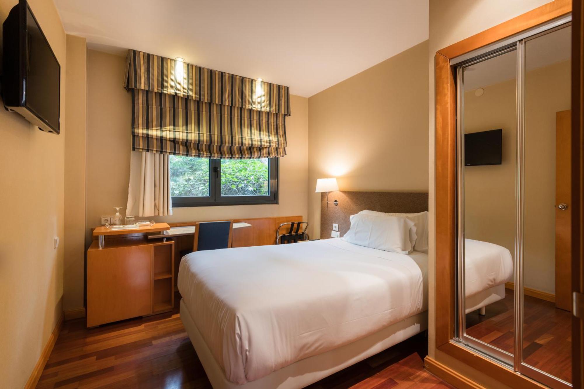Hotel Ciudad De Valladolid Luaran gambar