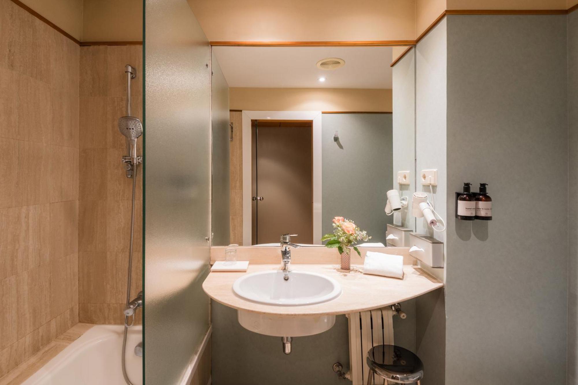 Hotel Ciudad De Valladolid Luaran gambar